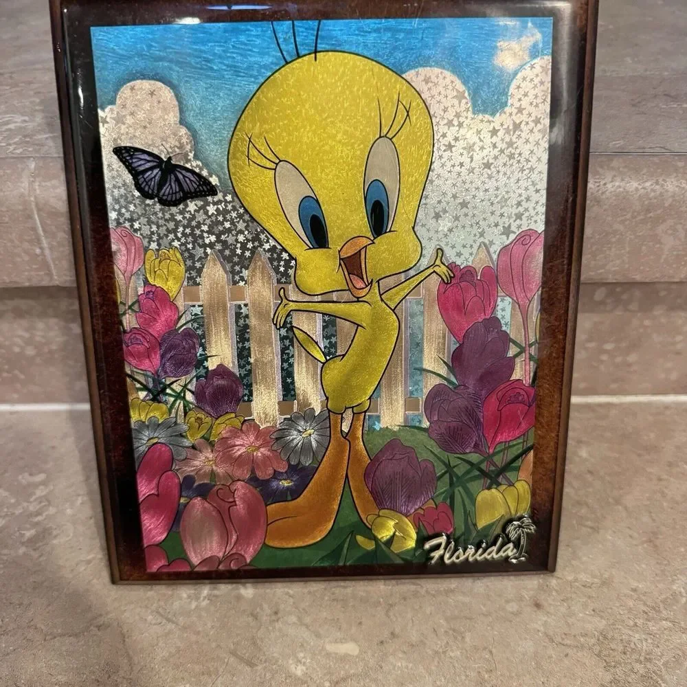 1996‎ Looney Toons Tweety Bird Changing Colors When Moved Vintage Laminated Pic